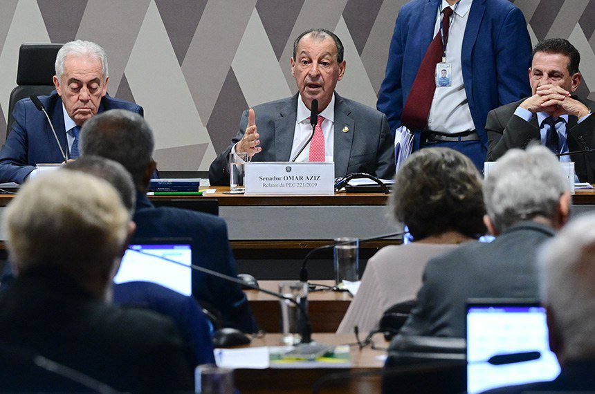 Vaga de Fim da escala 6x1 avança no Senado com aprovação na CCJ em Pelotas